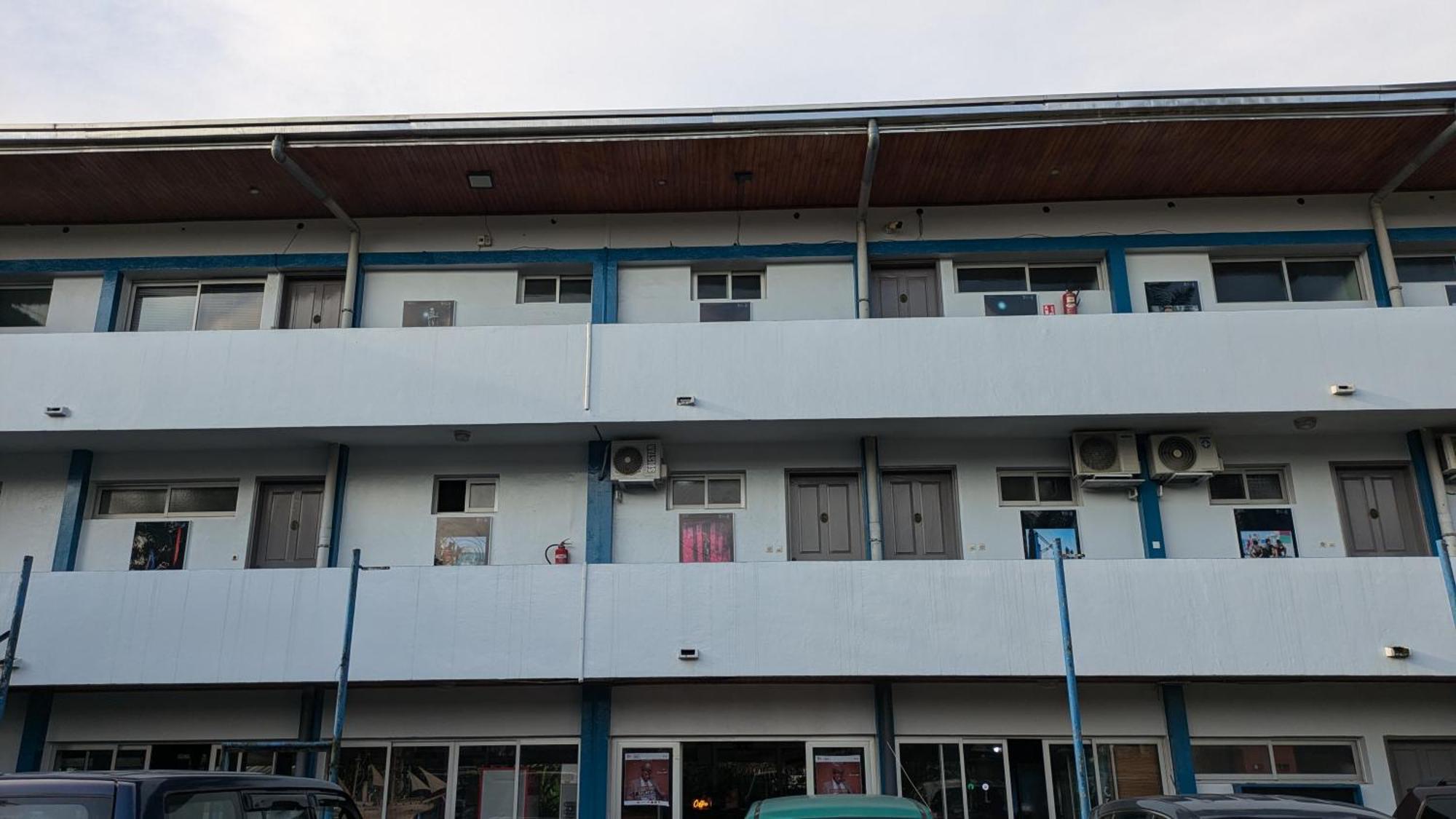 Hotel Foyer Du Marin Douala Exterior foto